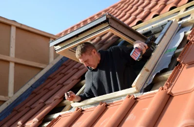 Pose de fenêtres de toit Velux à Montgailhard
